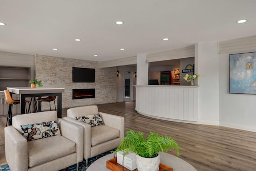 Days Inn by Wyndham Kelowna