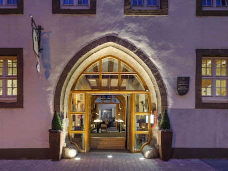 Servizio di colazione e cena. Mercure Hotel Erfurt Altstadt