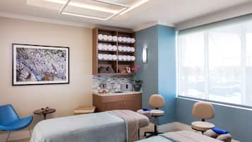 Couples treatment rooms, steam room, body treatments, hydrotherapy