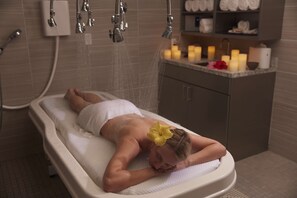 Couples treatment rooms, steam room, body treatments, hydrotherapy