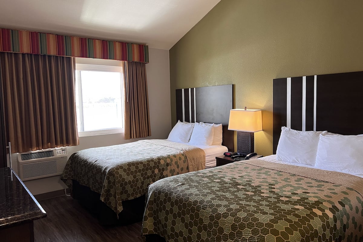 Free WiFi, bed sheets, alarm clocks