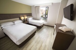 Suite, toegankelijk voor mindervaliden, niet-roken | Lakens van Egyptisch katoen, luxe beddengoed, donzen dekbedden