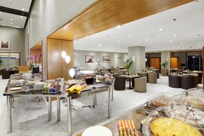 Daily buffet breakfast for a fee