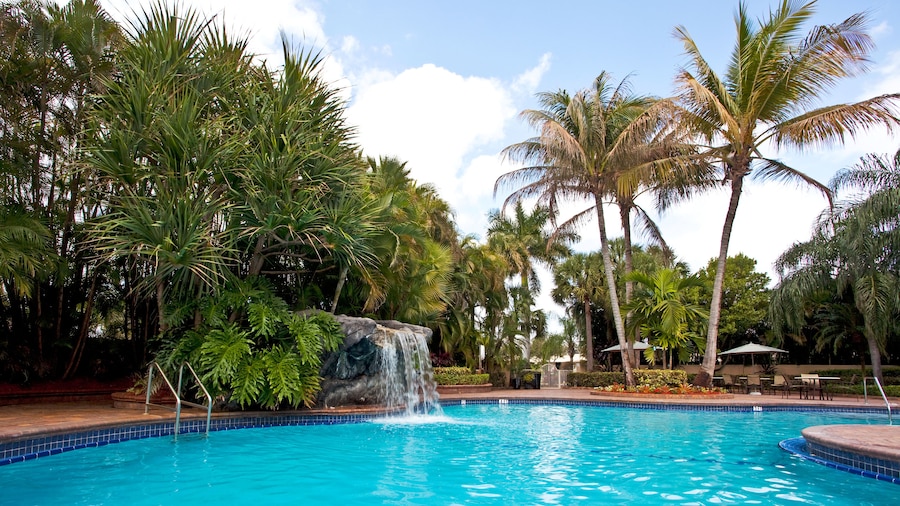 Holiday Inn Fort Lauderdale Airport by IHG