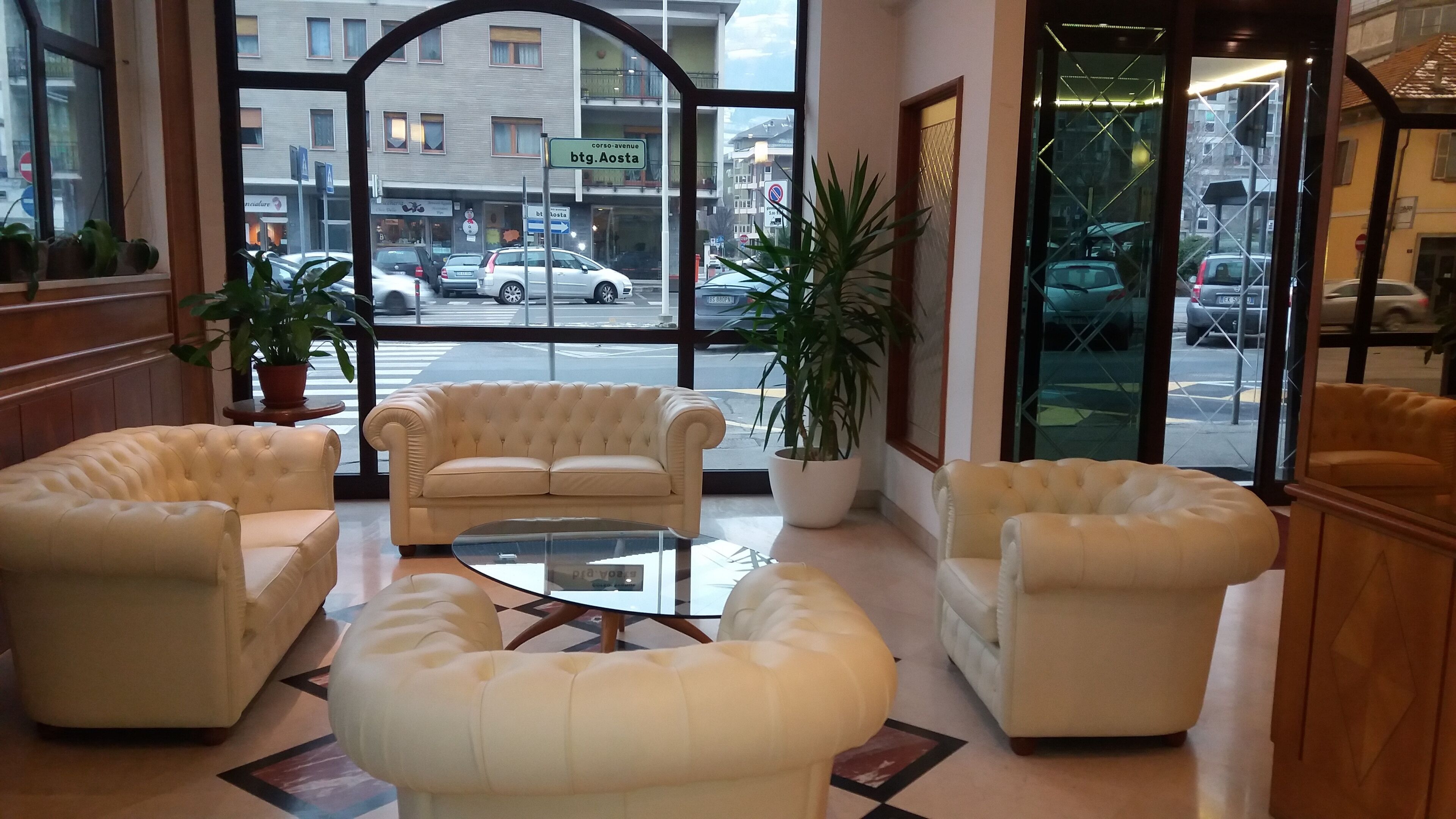 Sala de estar en el lobby