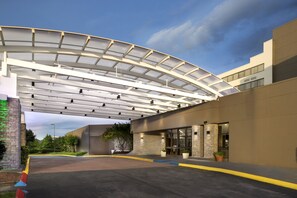 Exterior - Holiday Inn by IHG (Johnson City)