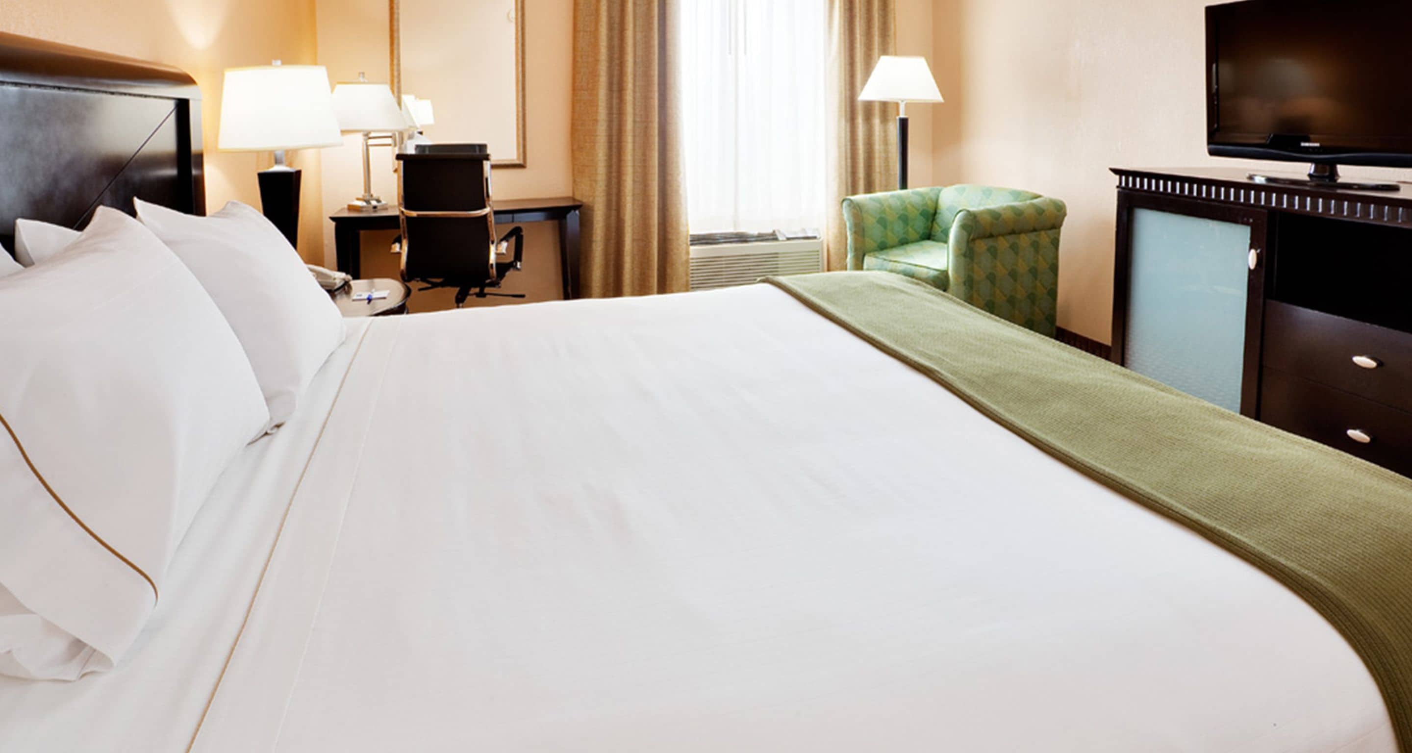 premium bedding, in-room safe, desk, iron/ironing board