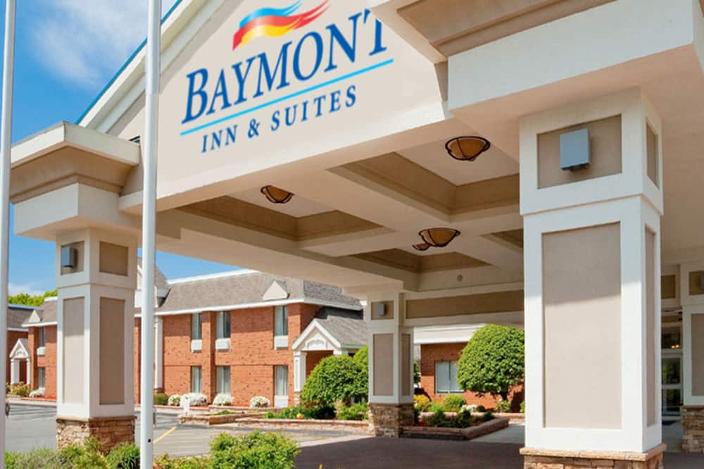 Baymont by Wyndham East Windsor Bradley Airport