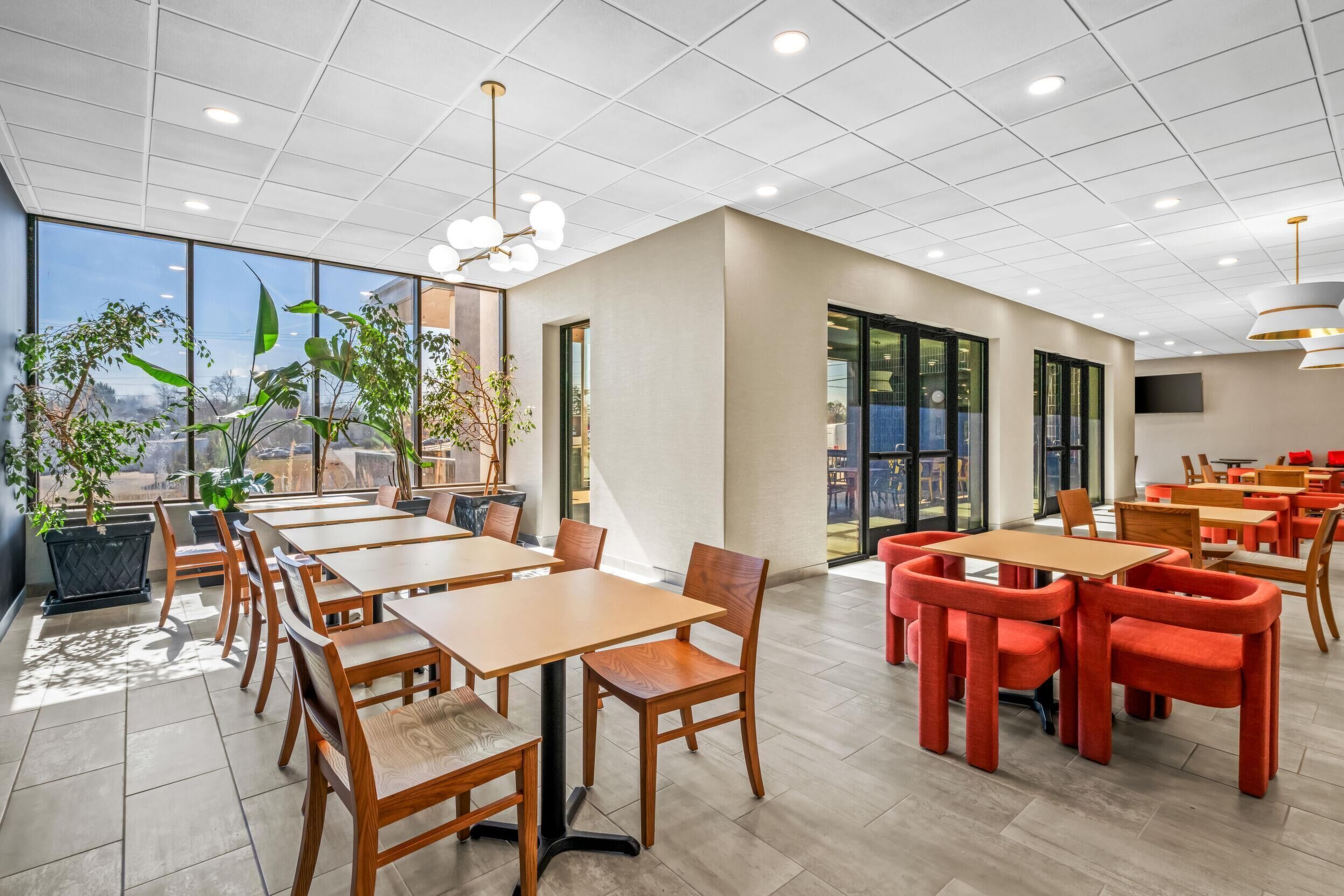 Café da manhã completo grátis