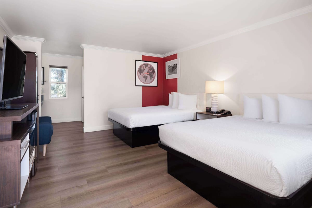Down duvets, Select Comfort beds, desk, laptop workspace