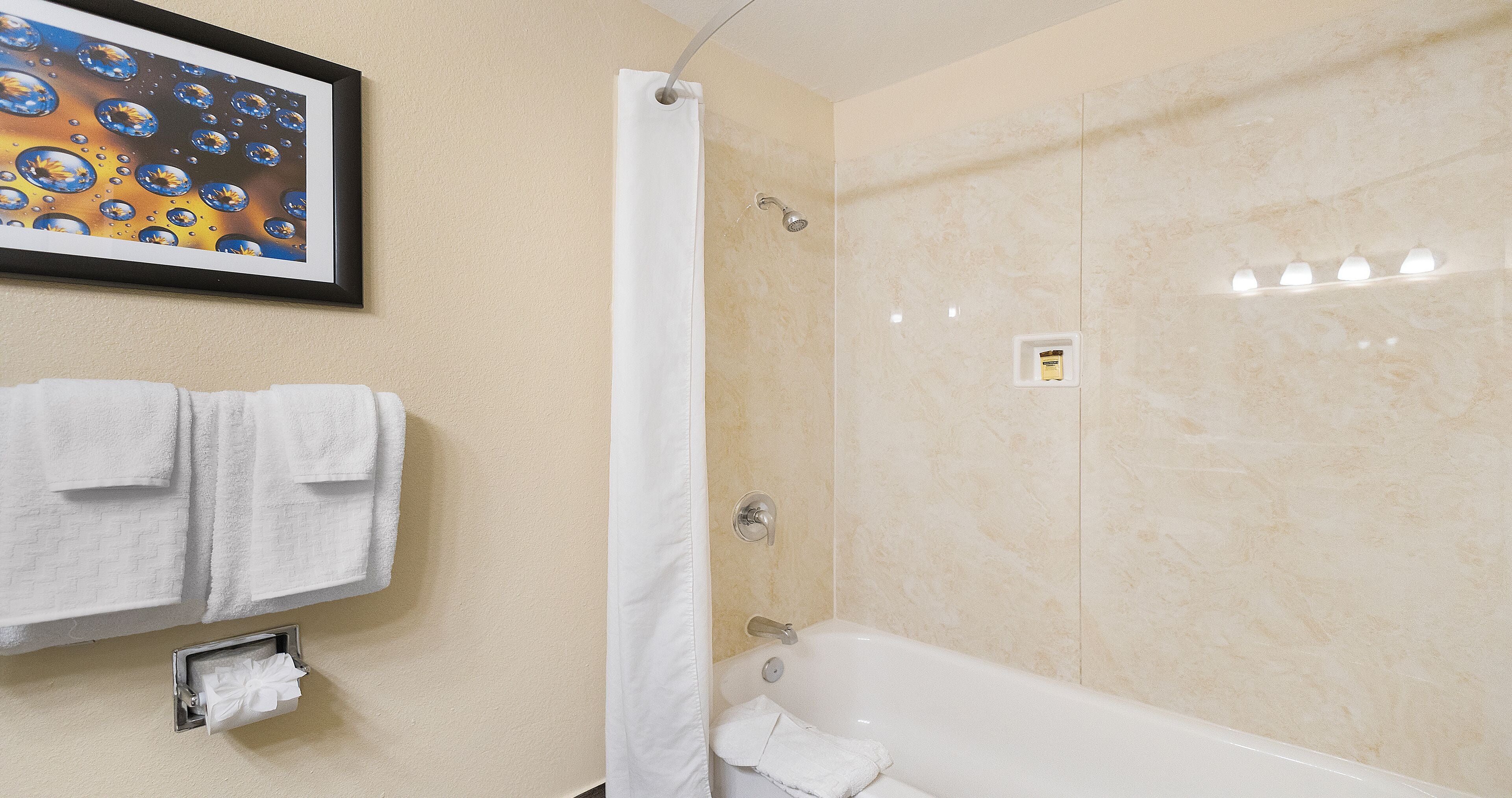 Photo - Best Western Plus Heritage Inn