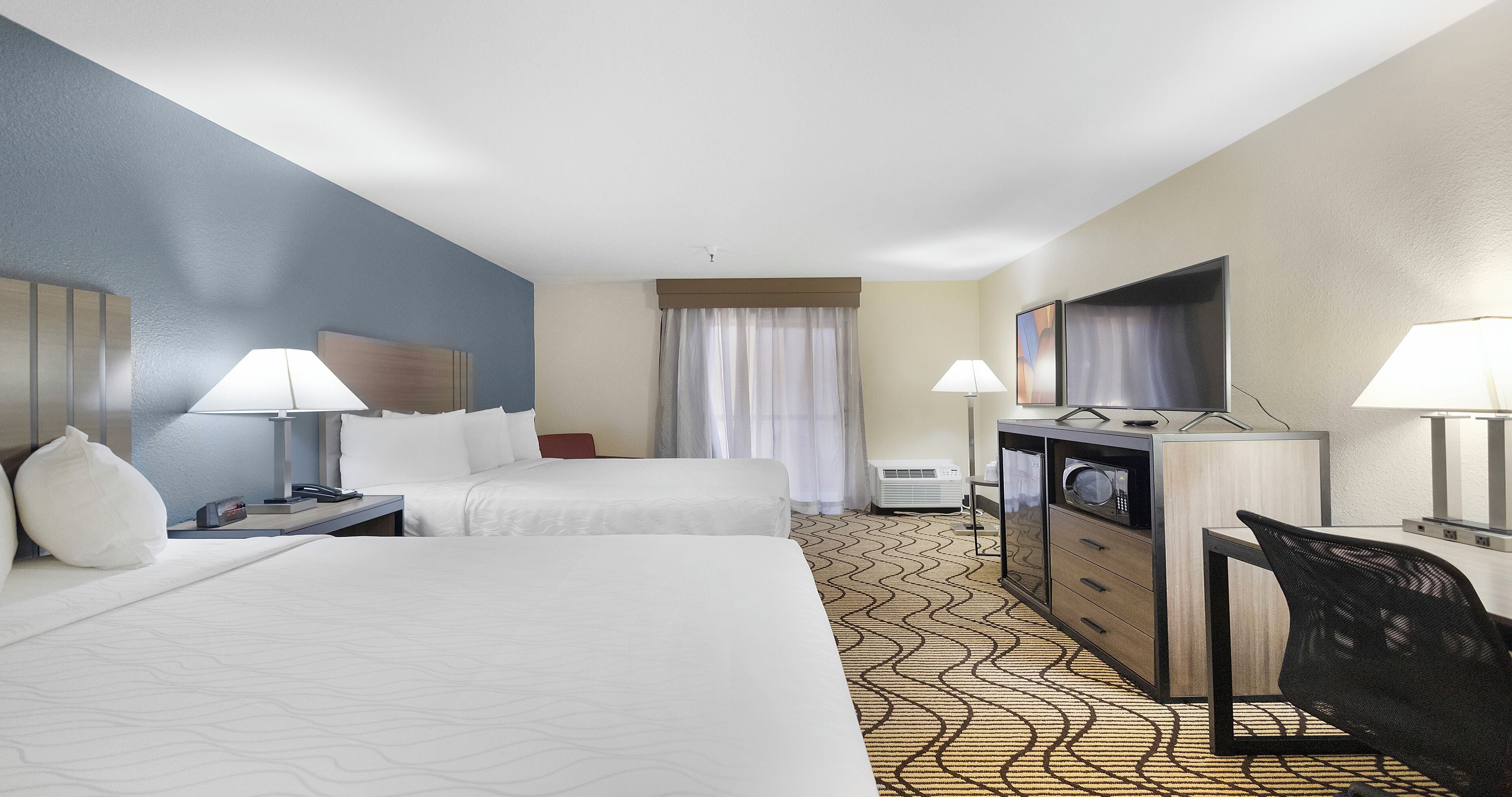 Photo - Best Western Plus Heritage Inn