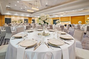 Ballroom - Crowne Plaza Houston Med Ctr-Galleria Area by IHG (Houston)