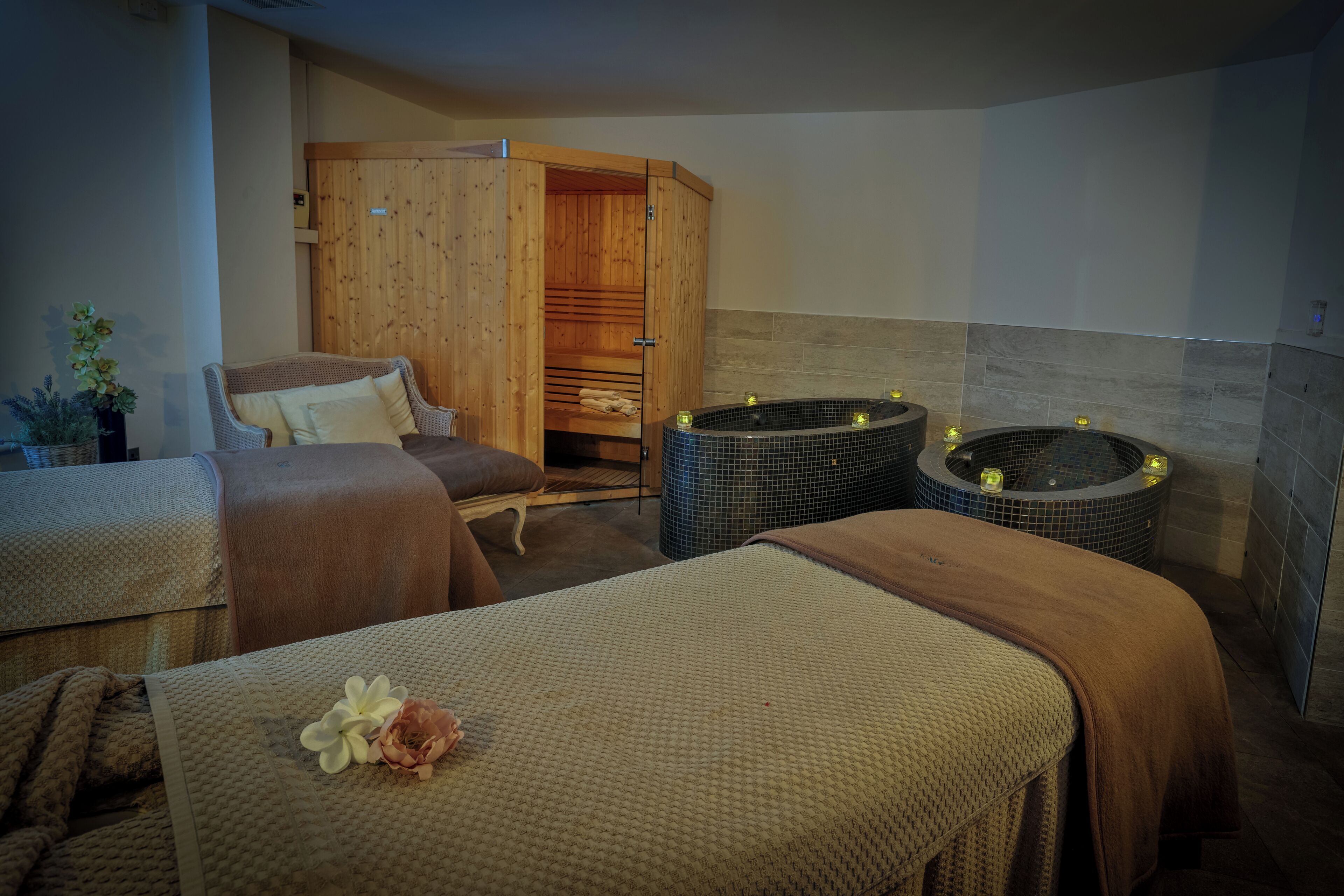 Couples treatment room(s), sauna, steam room, Turkish bath/hammam