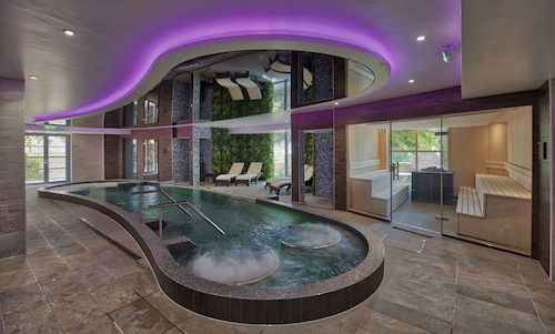 Ringwood Hall Hotel & Spa