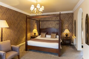 Kamar Double Deluks | 1 kamar tidur, didekorasi berbeda-beda, dan meja kerja