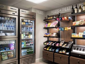 Snack bar - Hampton Inn Houston-Near The Galleria (Houston)