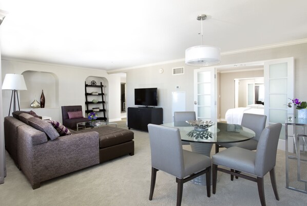 Living area - InterContinental Los Angeles Century City at Beverly Hills (Los Angeles)