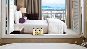 Room - InterContinental Los Angeles Century City at Beverly Hills (Los Angeles)