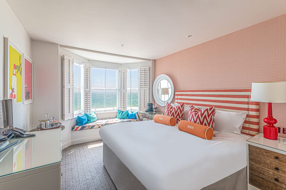 Sábanas de algodón egipcio, ropa de cama de alta calidad y minibar