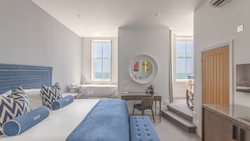 Deluxe Double Room, Sea View | Egyptian cotton sheets, premium bedding, minibar, in-room safe