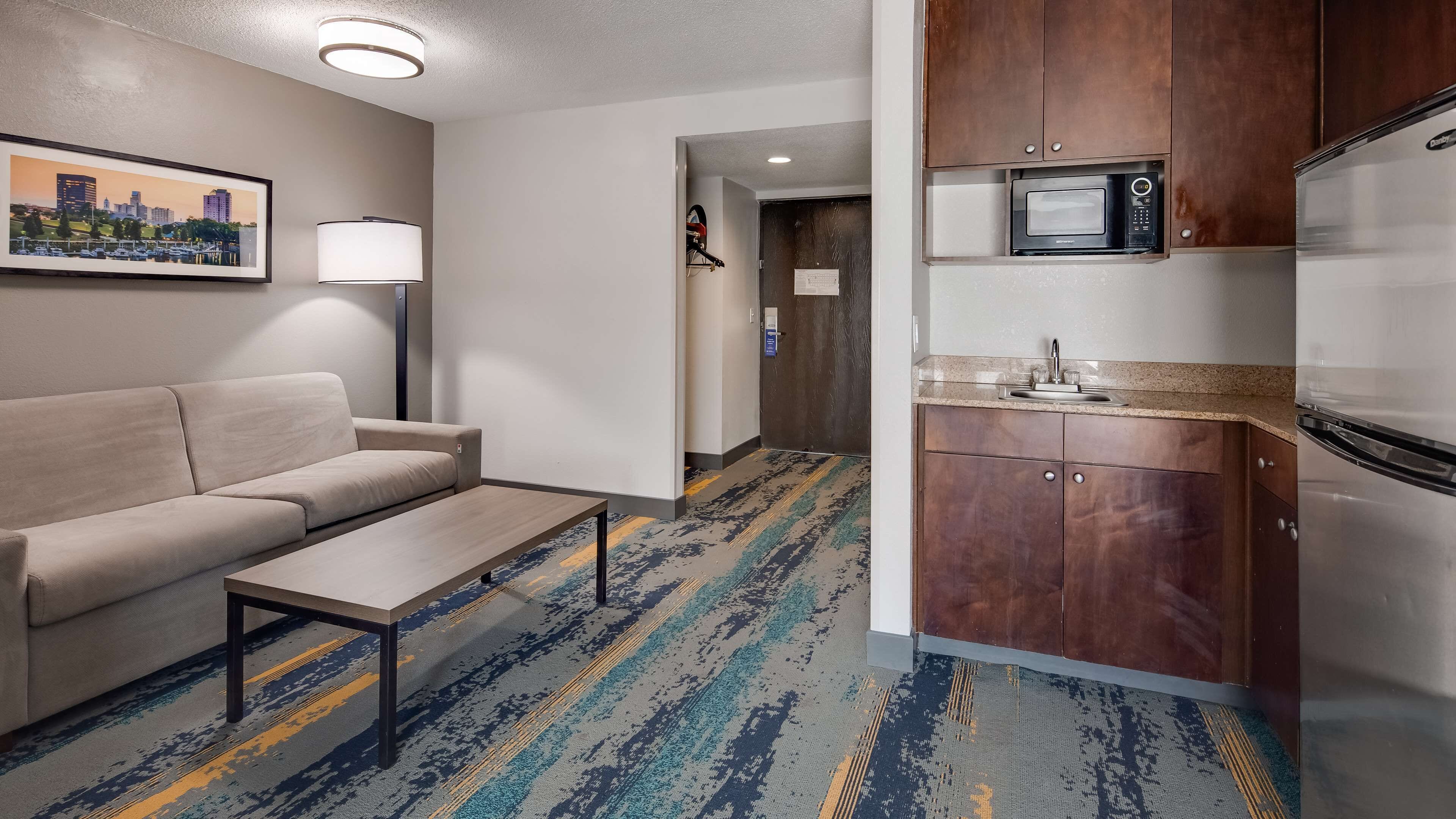 standard room, 1 king bed, non smoking, refrigerator & microwave (larger room;with sofabed) | desk, laptop workspace, blackout curtains, iron/ironing board