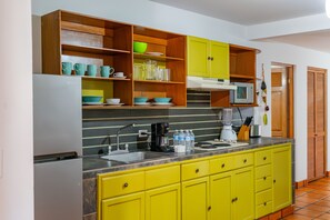 Superior Studio, 1 Bedroom, Sea View | Private kitchen