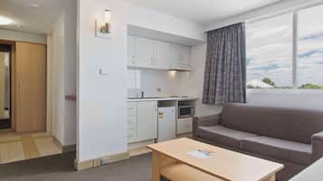 One Bedroom Apartment | Private kitchenette | Electric kettle