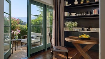 PASEO SUITE - KING BED | Terrace/patio