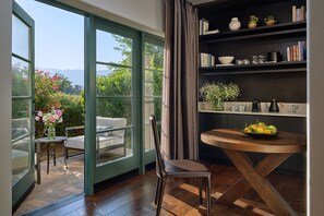 PASEO SUITE - KING BED | Terrace/patio