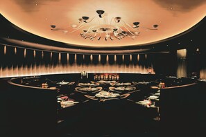 5 restaurants, breakfast, lunch, dinner served; Latin American cuisine