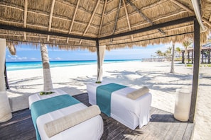 Sauna, hot tub, ruang uap, pemandian Turki/hammam, dan perawatan tubuh