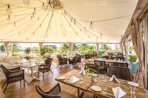 10 restaurants, Mexican cuisine