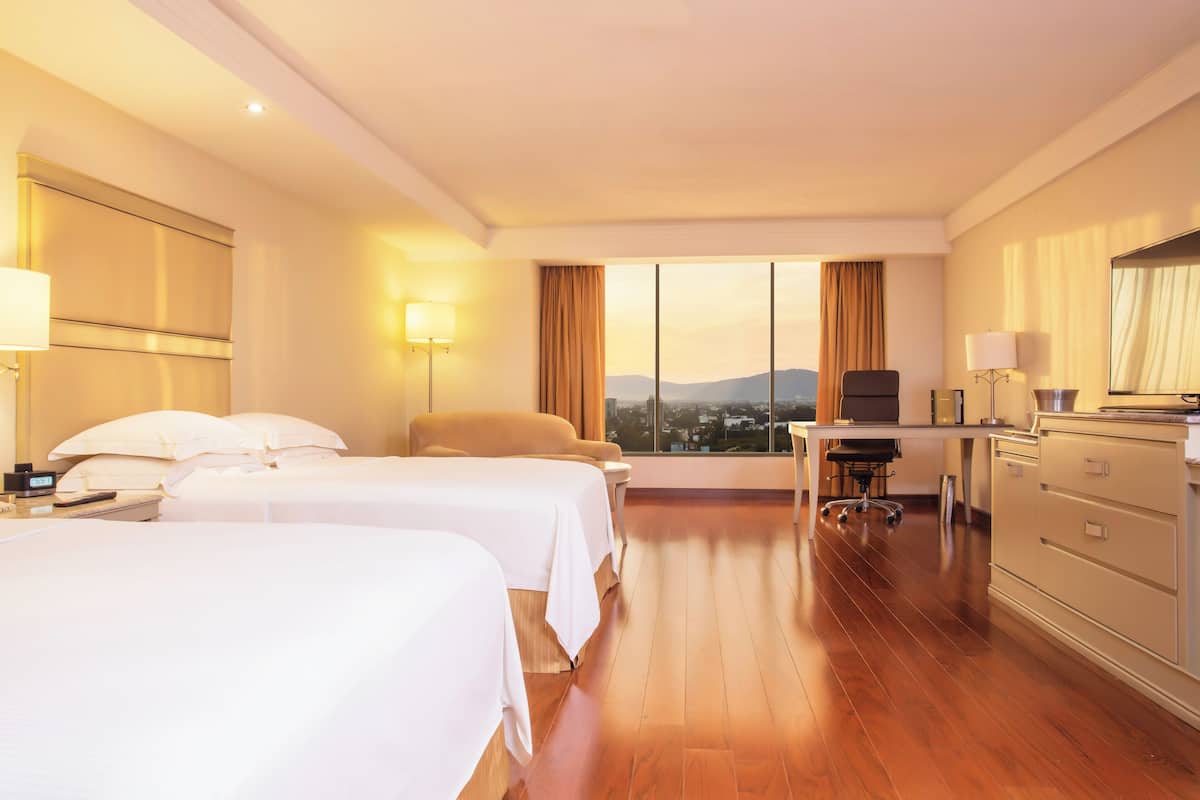 Superior Room | Premium bedding, minibar, in-room safe, desk