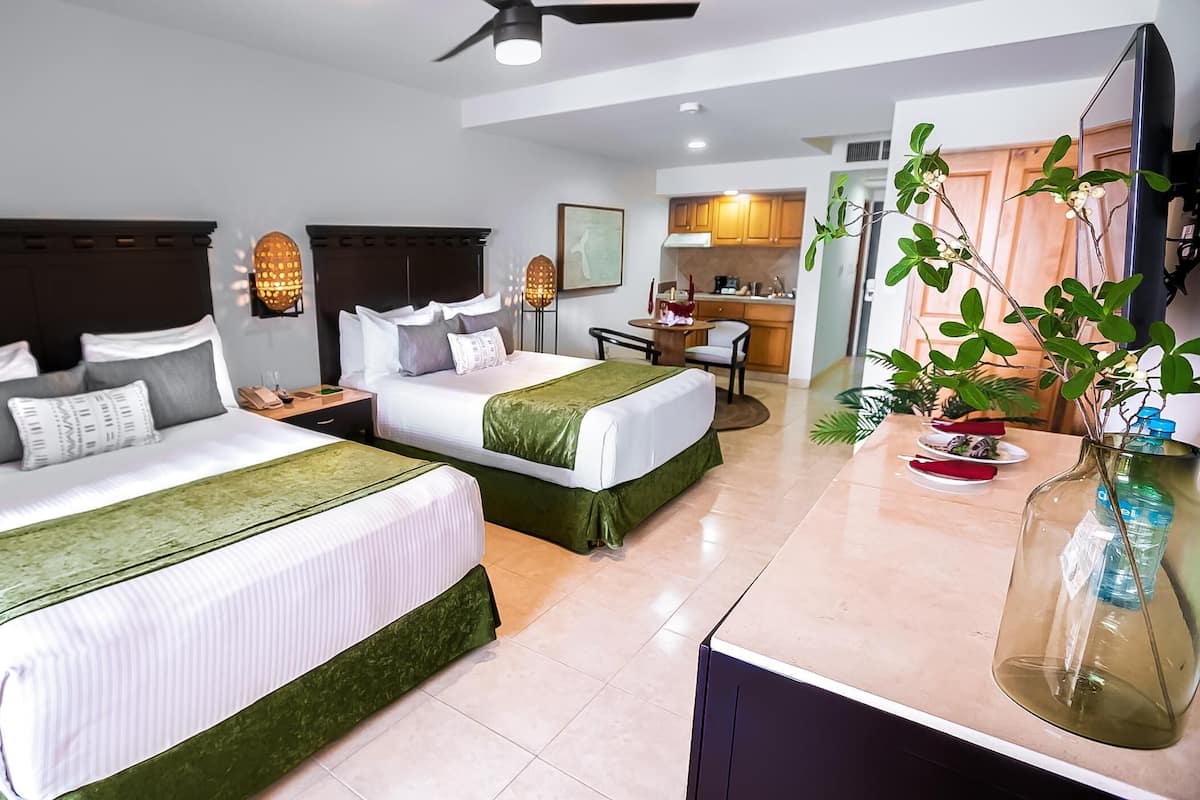 Premium bedding, down duvets, pillow-top beds, minibar