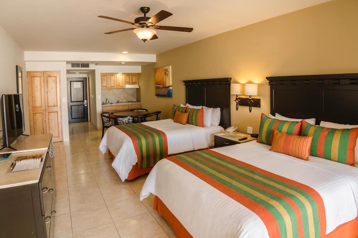 Premium bedding, down duvets, pillow-top beds, minibar