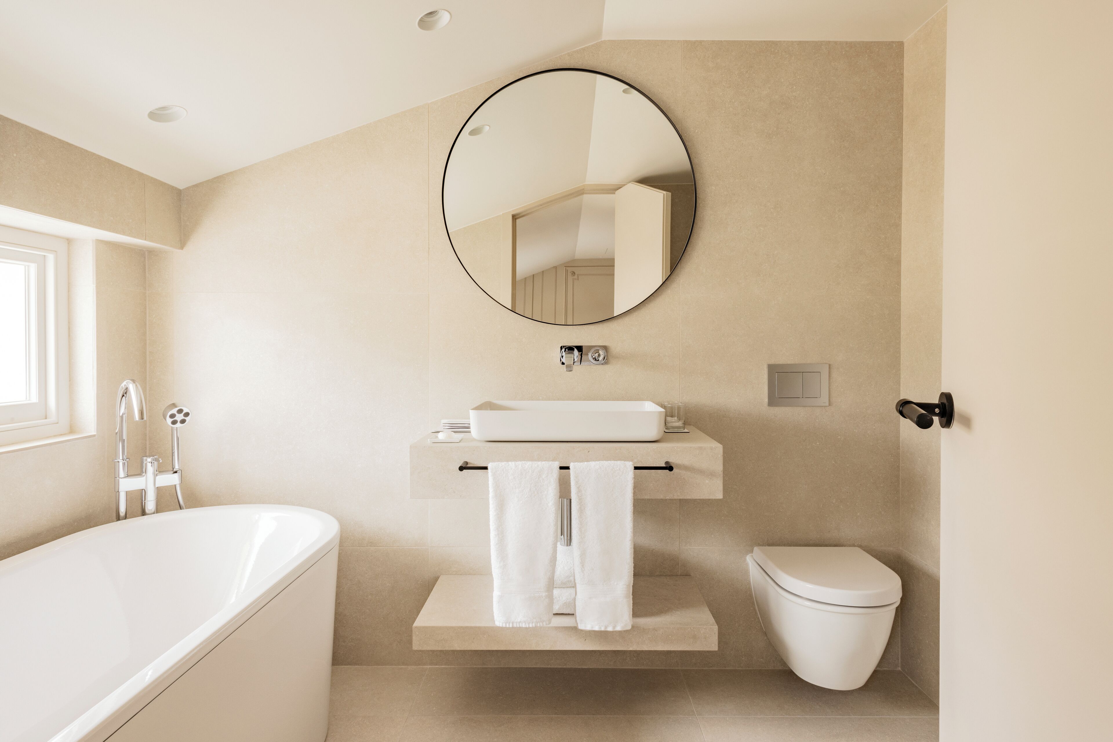 Photo - The Caesar Hotel