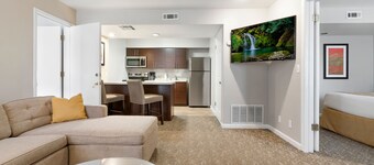 Chase Suite Hotel Newark-Fremont