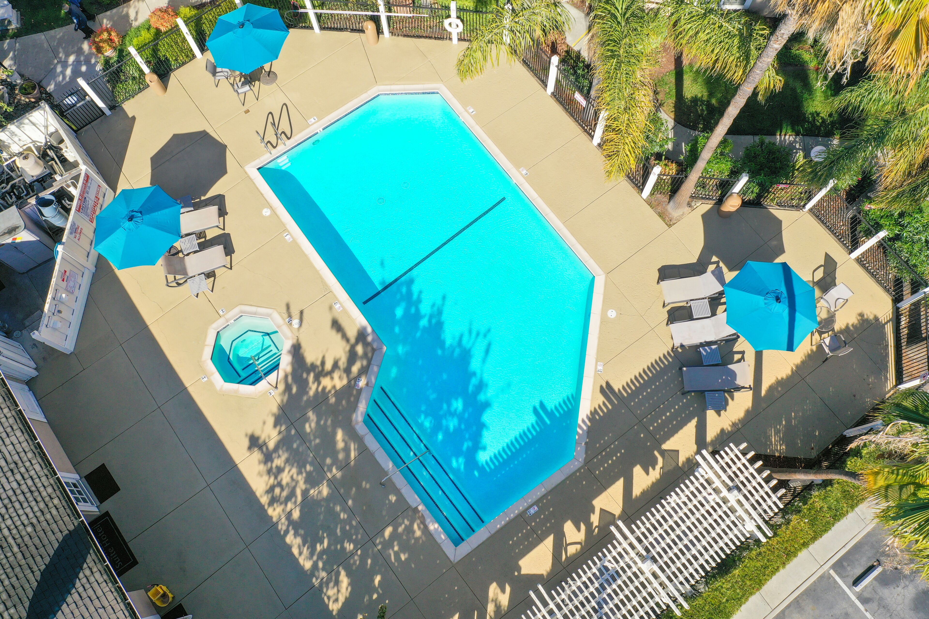 Outdoor pool, pool umbrellas