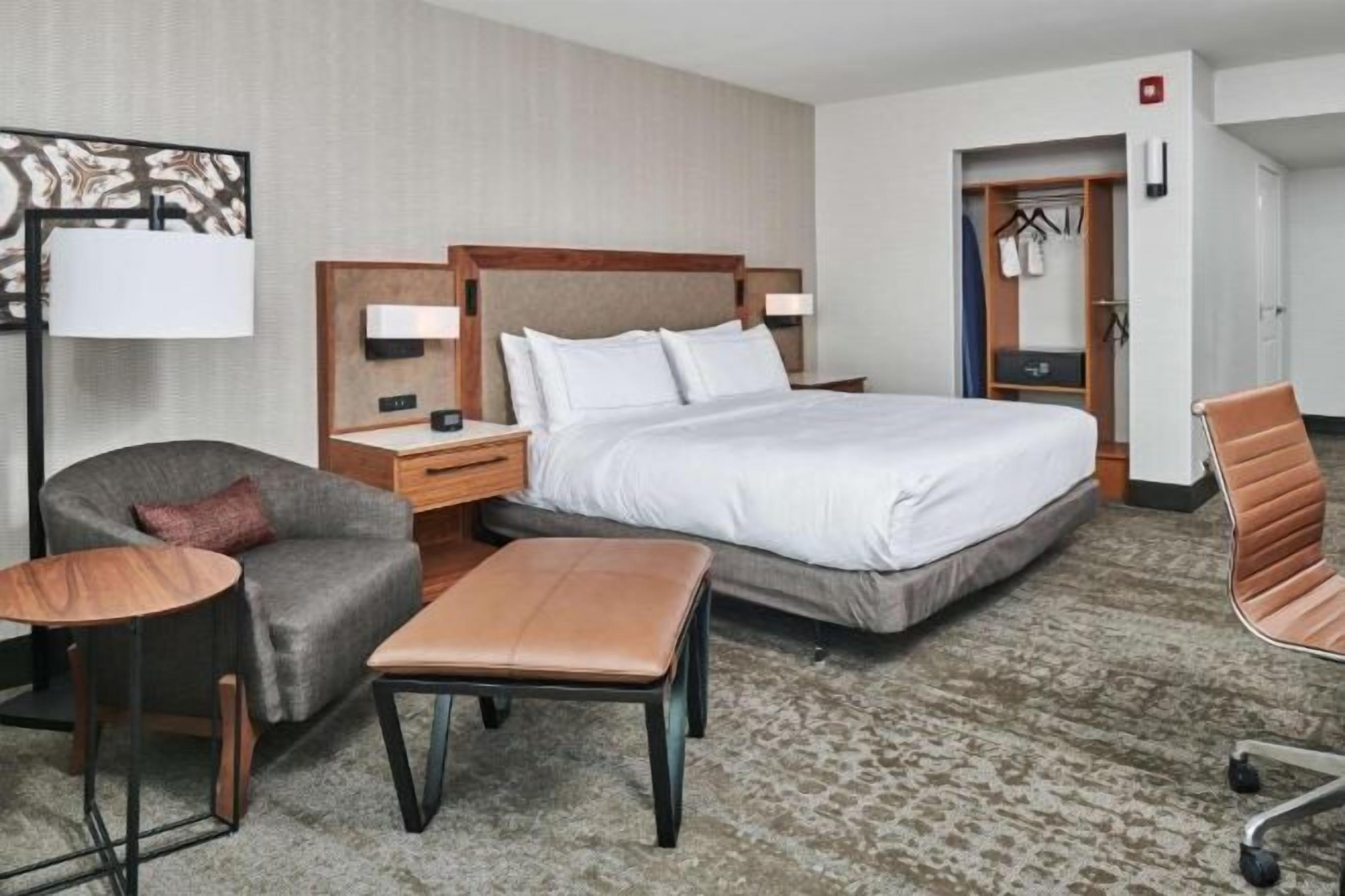 In-room safe, desk, laptop workspace, blackout drapes