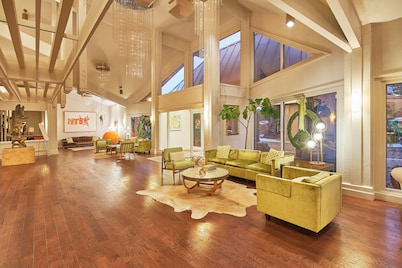 Ashland Hills Hotel & Suites