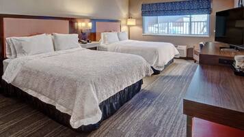 Habitación, varias camas, con acceso para personas discapacitadas, para no fumadores (2 Queen Beds) | Ropa de cama de alta calidad y camas con pillow-top