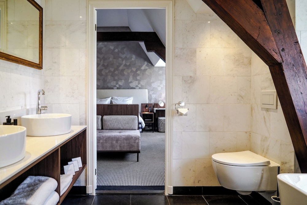 Relais & Chateaux - Central Park Voorburg by null