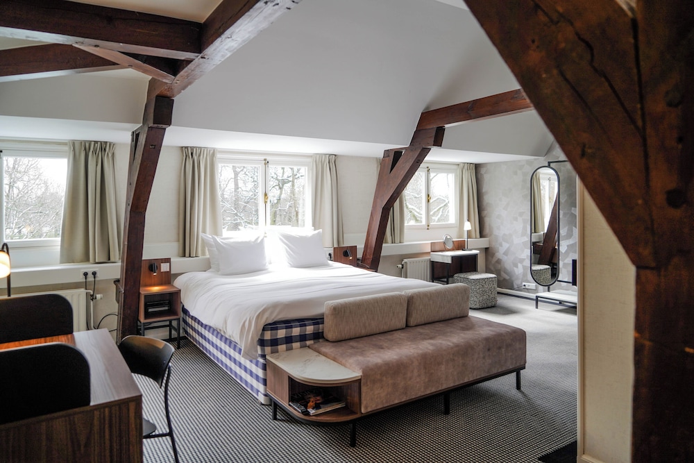 Relais & Chateaux - Central Park Voorburg by null