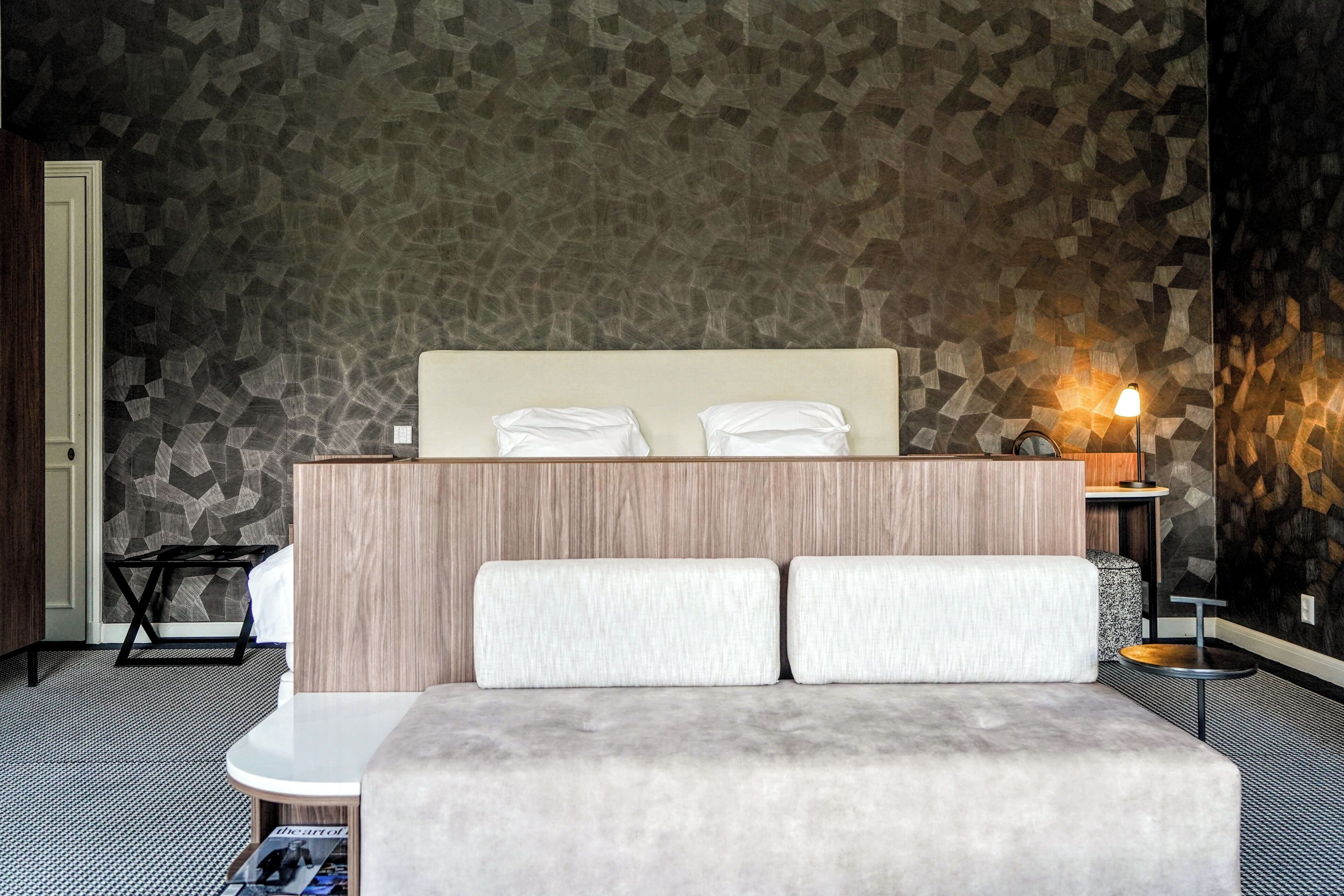 Phòng Suite Royal | Chăn bông, minibar với thức ăn, đồ uống miễn phí, két bảo mật tại phòng 