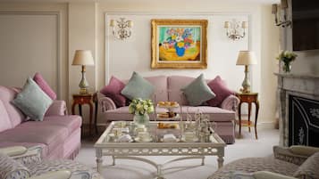 Suíte (The Green Park) | Roupas de cama antialérgicas, frigobar, cofres nos quartos, escrivaninha