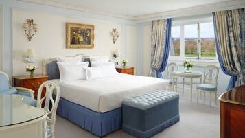 Suíte (The Green Park) | Roupas de cama antialérgicas, frigobar, cofres nos quartos, escrivaninha