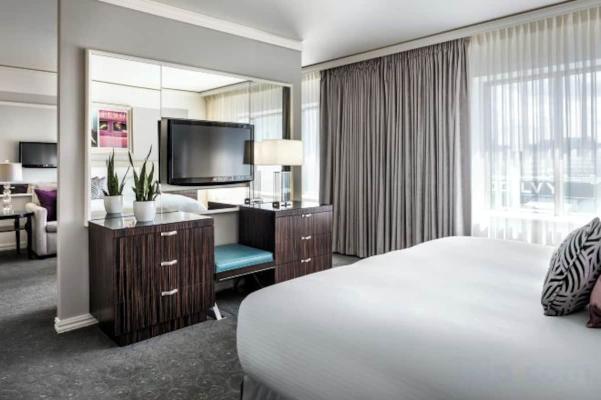 Premium bedding, down comforters, Select Comfort beds, minibar
