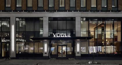 Vogue Hotel Montreal Downtown, Curio Collection by Hilton