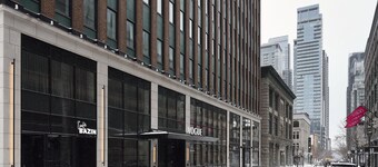 Vogue Hotel Montreal Downtown, Curio Collection by Hilton
